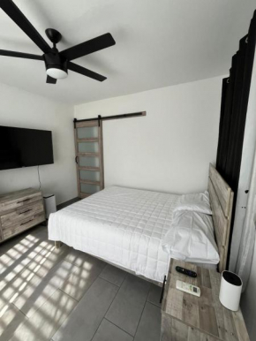 Sea Breeze Tunnel Hideaway 2